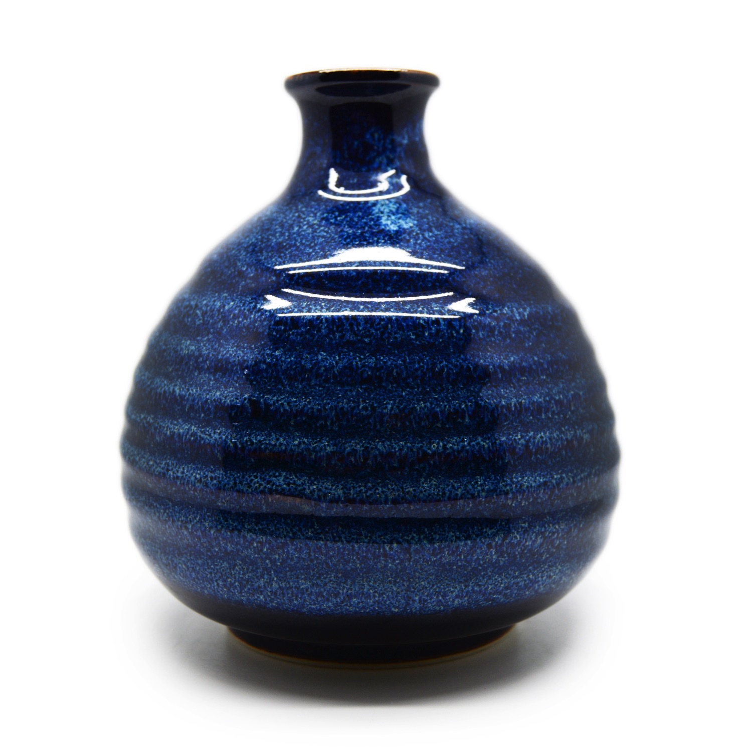 Hand-thrown Sake vase - 8094