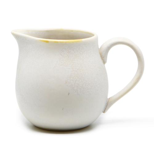 Medium jug - 0015